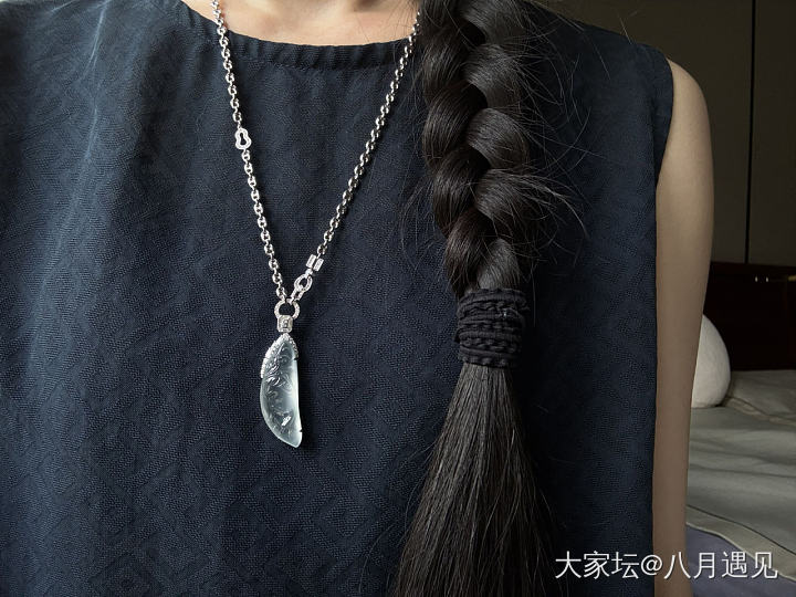 大亏出刘占光侧脸观音高冰翡翠吊坠_翡翠