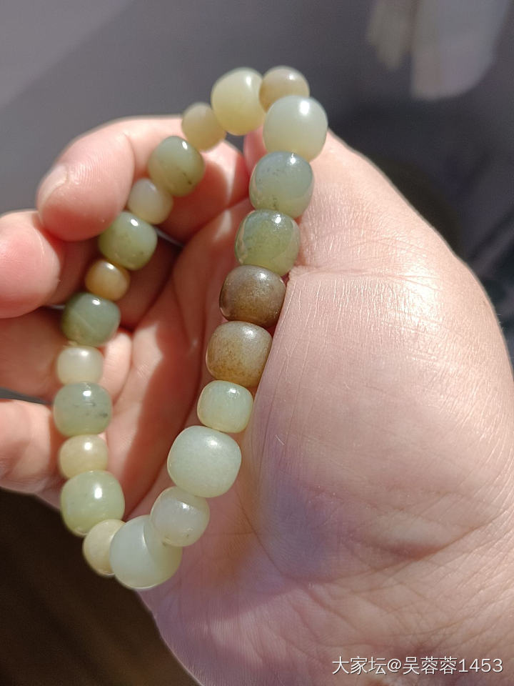 出和田玉老型手串_和田玉