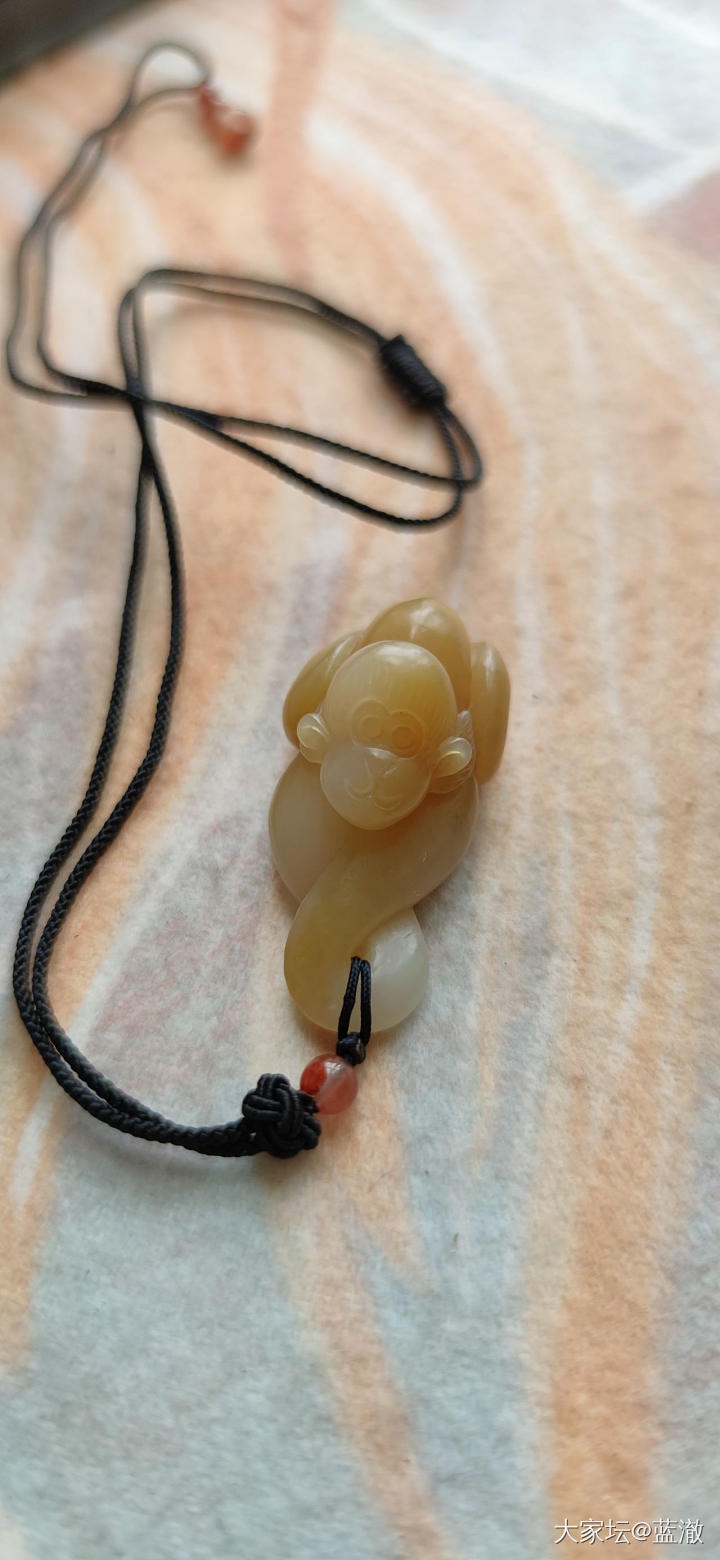 出闲置和田玉_翡翠