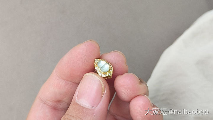天然缅甸A货翡翠手串_翡翠