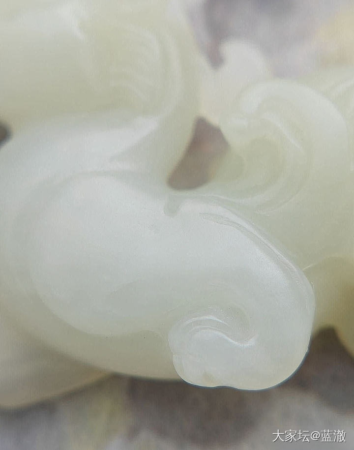 出闲置和田玉_翡翠