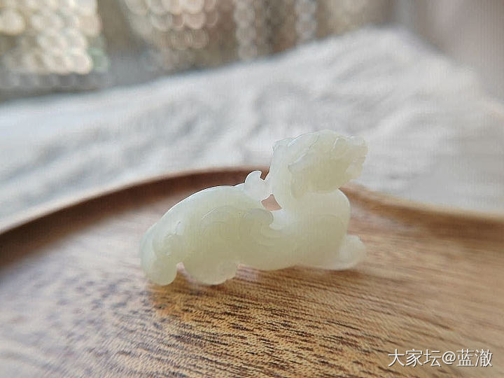 出闲置和田玉_翡翠