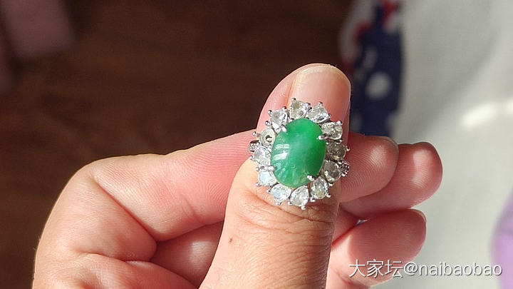 天然缅甸A货翡翠绿破手链_翡翠