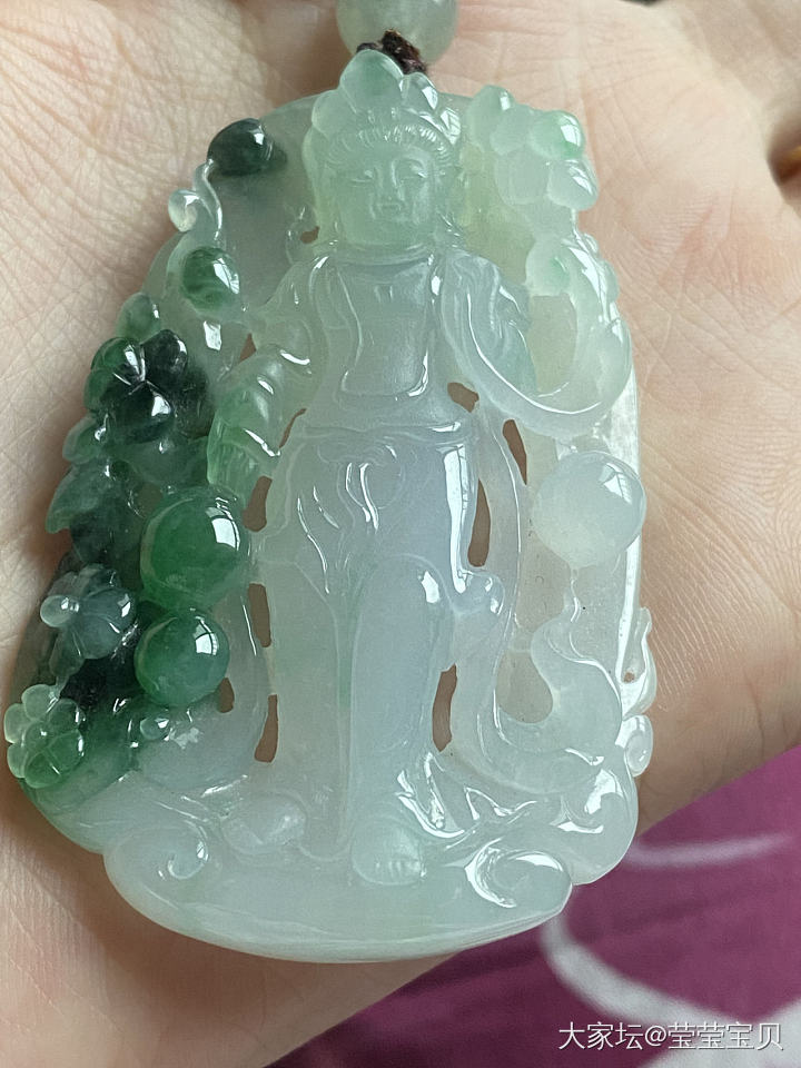 工雕翡翠绿度母_翡翠