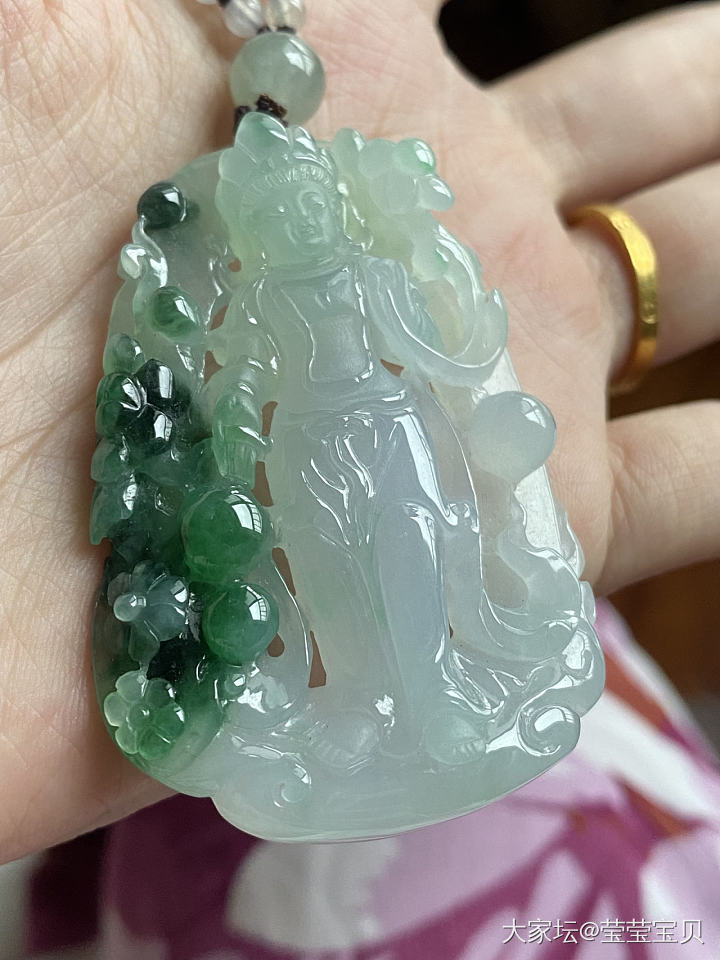 工雕翡翠绿度母_翡翠