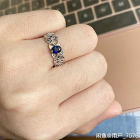 18k金蓝宝石戒指