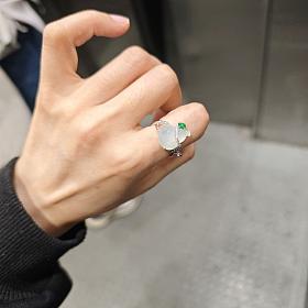 出几个大了的戒指
