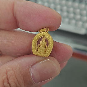 肆月初四藏传药师嘎乌盒