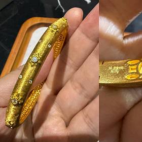 795元出布拉契提繁星手镯，783元出两世欢手串