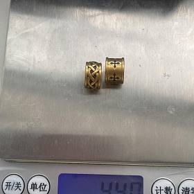 (旧帖新用，周生生酷黑信念力量黄金转运珠