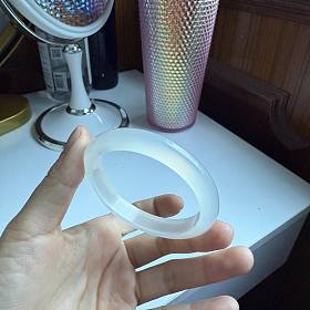 玉髓冰白色小镯子56哈哈哈哈哈哈哈翡翠平底超级有质感