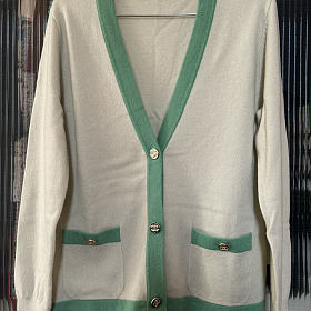 转最后一件全新影儿纯山羊绒毛衣