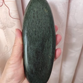 和田玉新疆草花料原石修形大把件450克