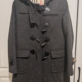 Burberry高仿定制牛角大衣成色很新的