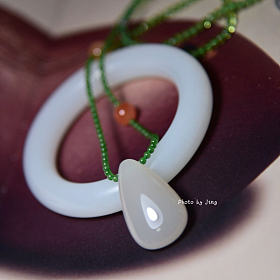 粉嫩粉嫩的藕粉水滴