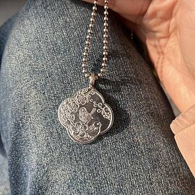 出足银四叶草吊坠