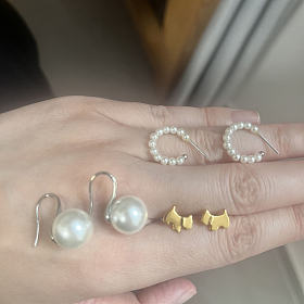 Agatha瑷嘉莎巴黎之心银镀金小狗耳钉送珍珠耳钉两对闲鱼：tb81782718