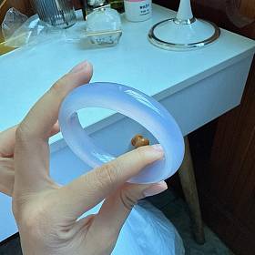 肉嘟嘟的冰紫玉髓54圈口