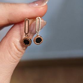 820克价出18k潮宏基耳钉