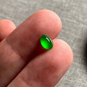 佳人美玉猫眼起光蛋面