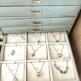 周生生18k金项链