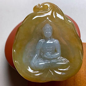 佳人美玉冰种黄翡大日如来