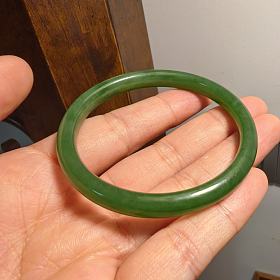 辣绿碧玉手镯