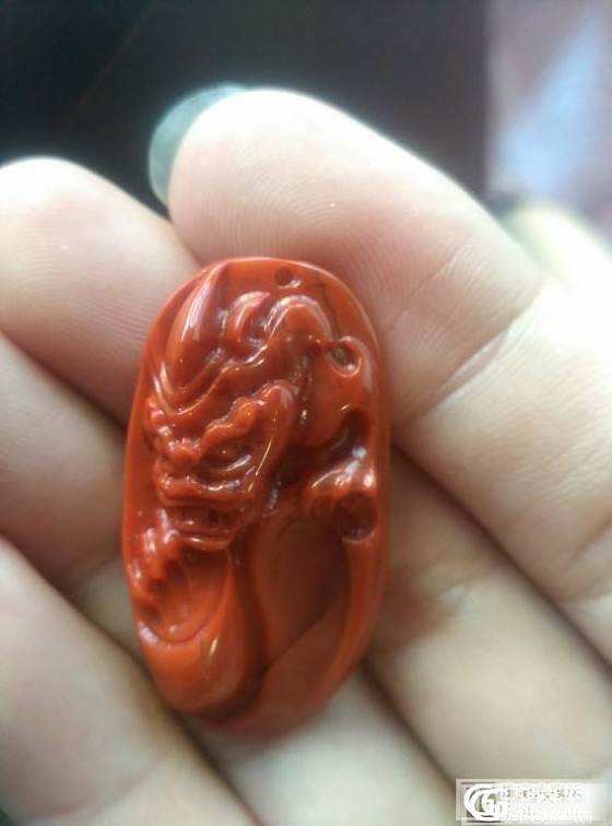 刚刚抛光好的几个小南红_挂件南红