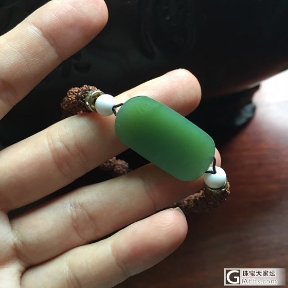 冰种吊坠们出了，平安扣，如意，福瓜啥的~附带一个碧玉手牌_翡翠