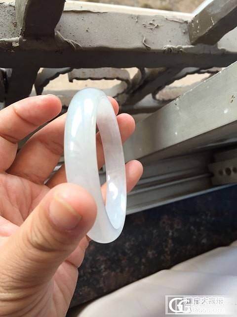白冰翡翠小清新镯子_翡翠