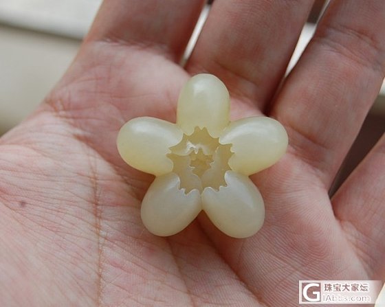 ~~精美甜糖雪莲花~~_传统玉石