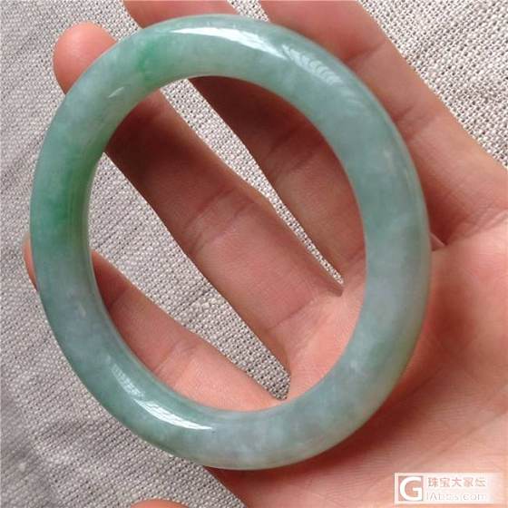 这个绿圈圈多少可以入？_翡翠