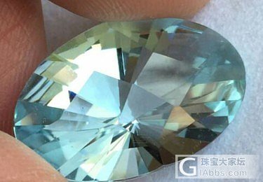 新手求教：这颗海蓝宝大约多少钱能入？多谢_海蓝宝刻面宝石
