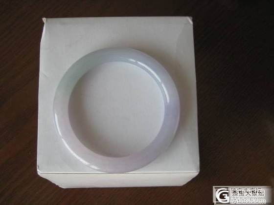 紫罗兰飘绿圆条手镯_翡翠