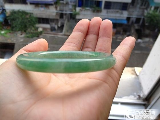 大家帮我看看这款镯子怎么样?值多少？ （补图）_翡翠