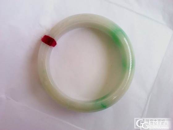 很划算的手镯一只_翡翠