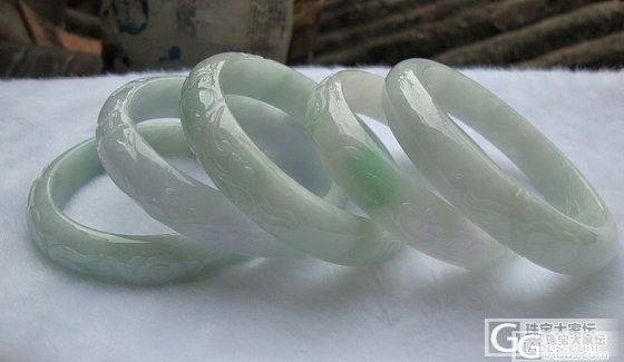 特价雕花手镯（780-850元）_翡翠
