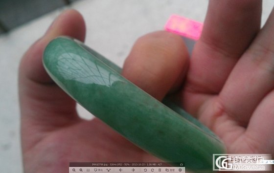 缺钱低价急转转让满绿色翡翠手镯一只，性价比高_翡翠