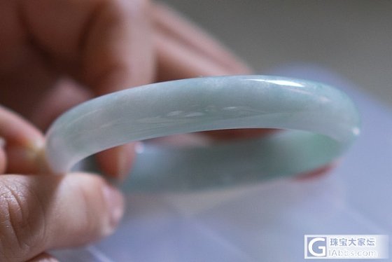 6年前买的手镯，小小小白想咨询一下现在的价钱可以吗？_手镯翡翠