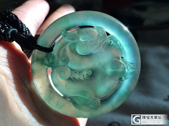 【珑藏出品】翡翠A货玻璃种蓝绿水辟邪大圆佩_翡翠