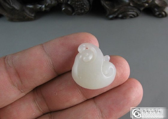 终于选到一颗比较满意的如意小籽_吊坠白玉和田玉