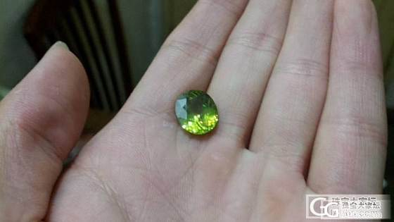 芽芽一般稚嫩又生机勃勃的榍石，6.37CT_刻面宝石宝石