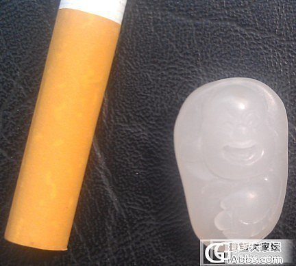 小东西请大家欣赏以及辨别是什么材料的_和田玉