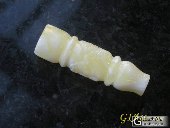 牛奶糖一样的烟嘴儿~吸烟有害健康！_把玩件蜜蜡