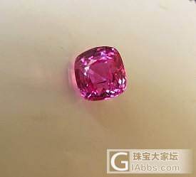高手进来帮我看看这颗粉蓝宝值得买吗？_蓝宝石