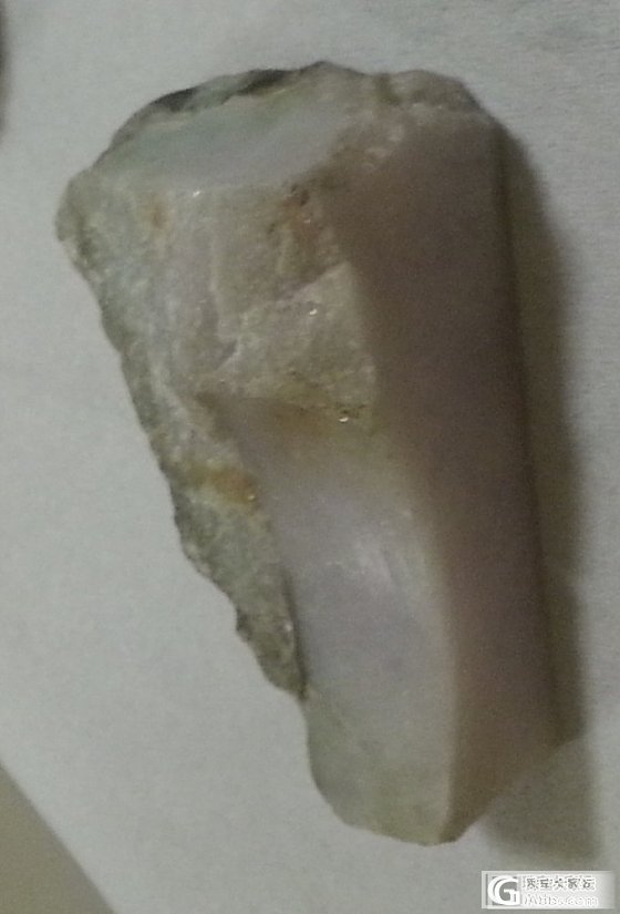 新入一泛紫小石头，请大师指点有没有处理价值_半成品翡翠
