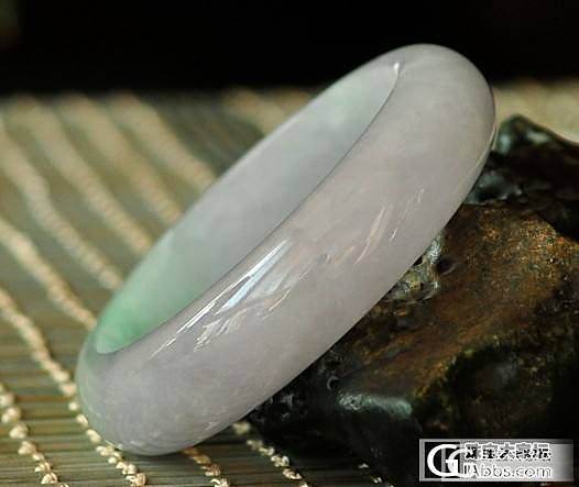 2个春带彩,同一个价格,到底是这个呢???还是那个呢????_翡翠