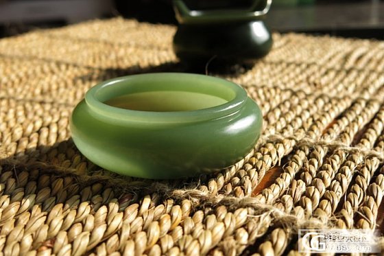 贺氏碧精品器皿-“水盂”_玉石