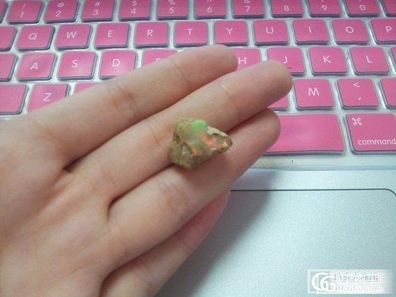 跟风买的小原石_刻面宝石欧泊