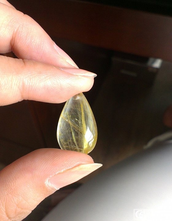 亏转三个水晶金发晶吊坠_珠串